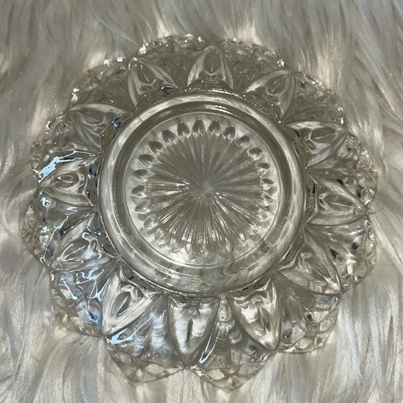 Vintage Federal Clear Glass Flower Petal 5.75” Plate - Picture 5 of 5